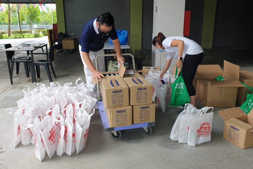 Preparations for the event a day before. (Photo by Lim Choon Choon)