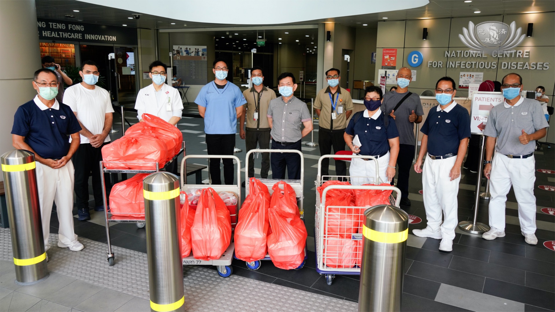 Supporting Medical Frontliners with Free Vegetarian Meal Delivery 